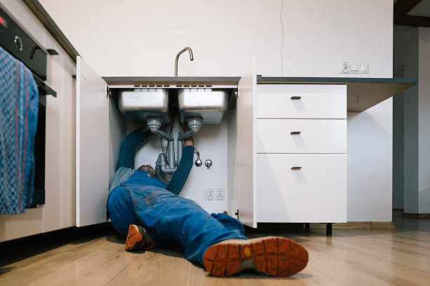 Professional Leak Detection technician working in Canton, MI